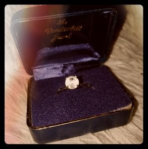 The Vanderbilt Jewel sz 10